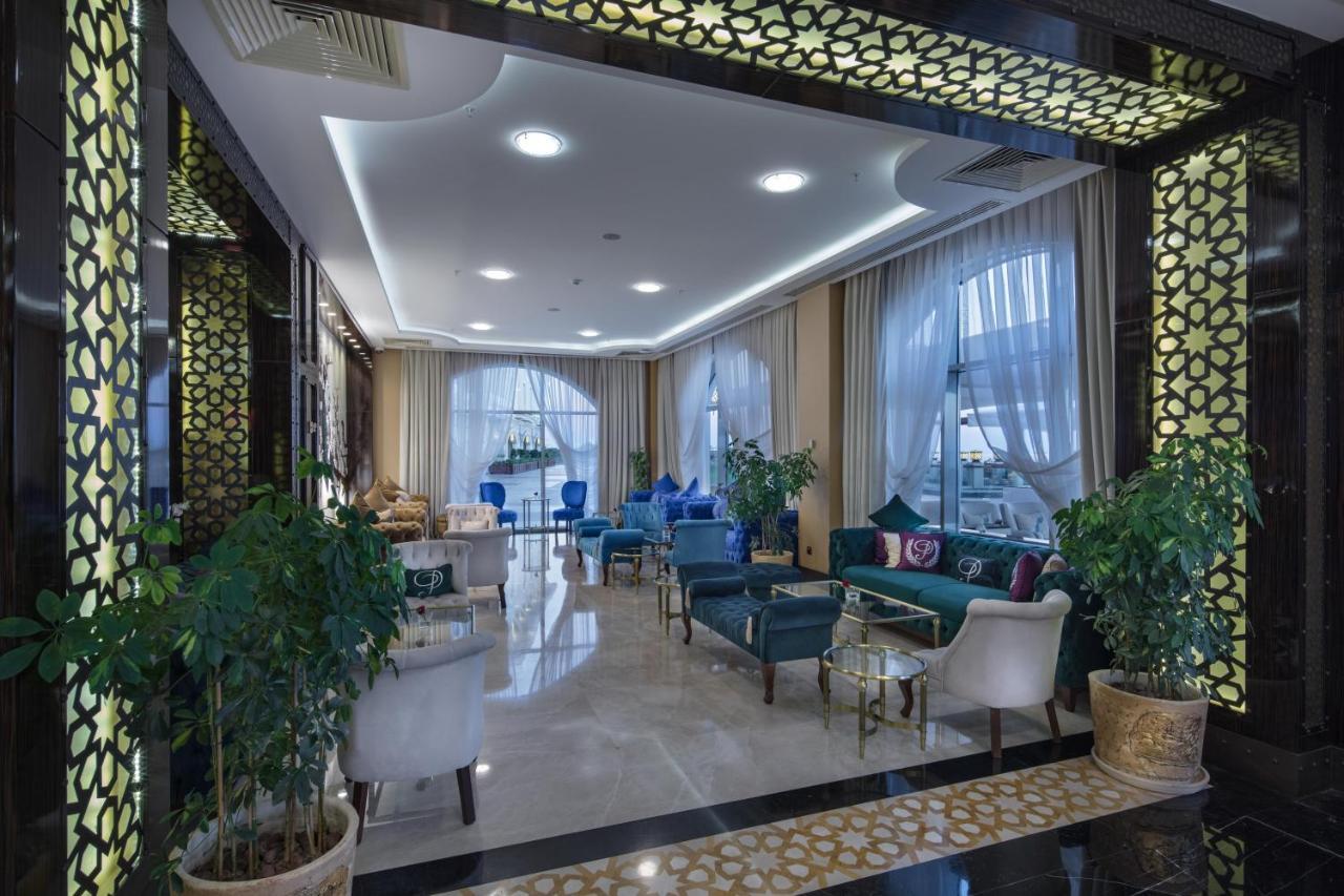 Merit Royal Premium Hotel Casino & Spa ไคริเนีย ภายนอก รูปภาพ